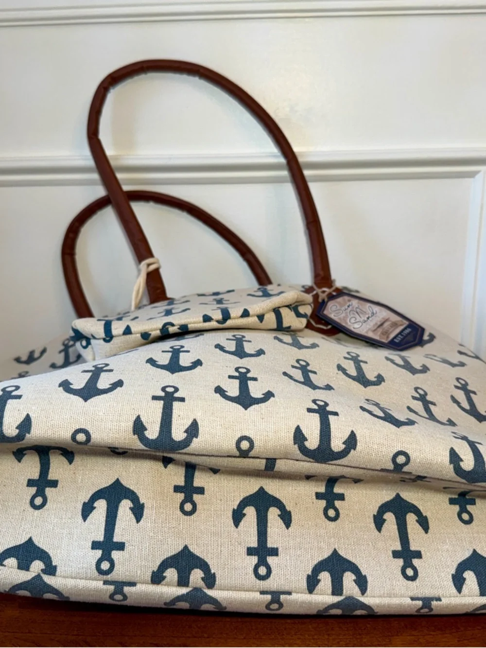 Reduced!! NWT Sun 'N' Sand Canvas Nautical Anchor Print Tote with Brown Handles - Picture 4 of 16